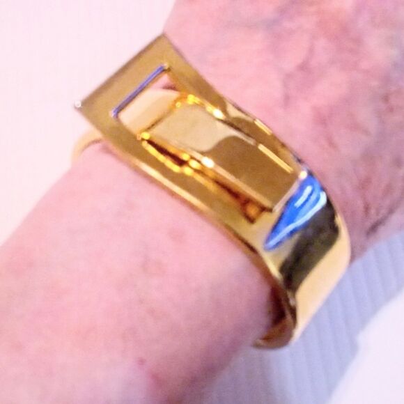 Gold Tone Hinged Modernist Bangle Bracelet - Picture 5 of 6